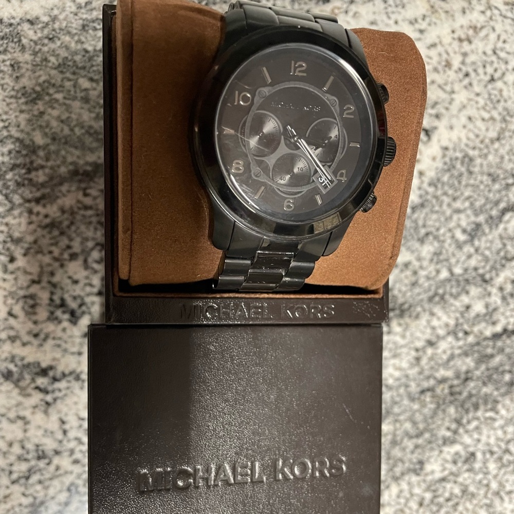 Michael Kor’s MK8157 men’s watch
